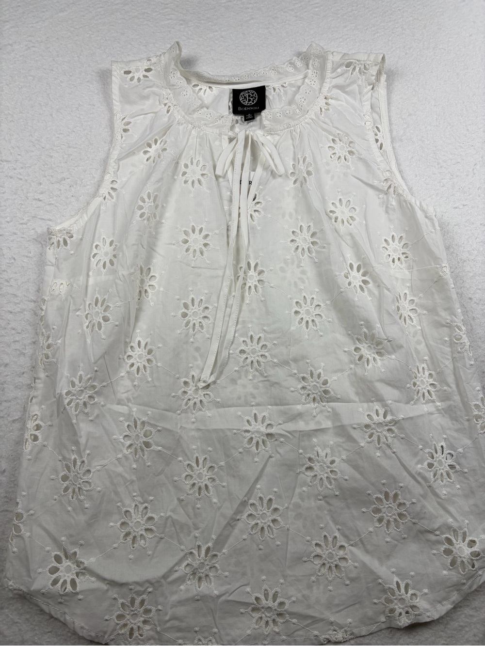 NWT bobeau White‎ Eyelet Tie-Neck Sleeveless Camisole size s